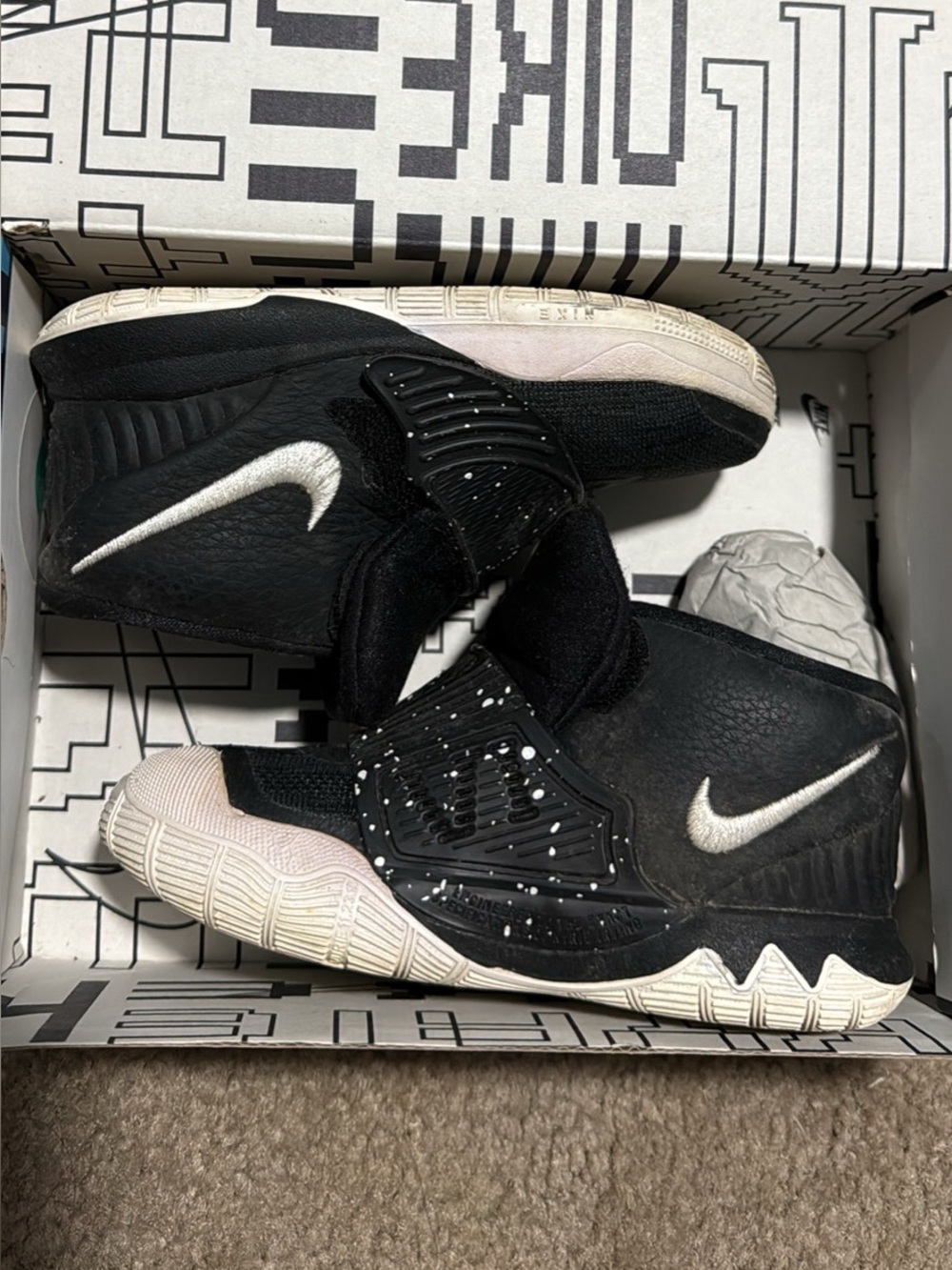 Nike Kyrie 6 Toddler Shoes (Black/White) Size 9C